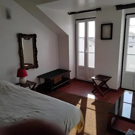 Great Duplex In Historical Center Lizbona